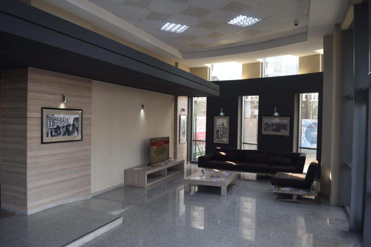 Apart Hotel Luxor Batumi Exterior foto